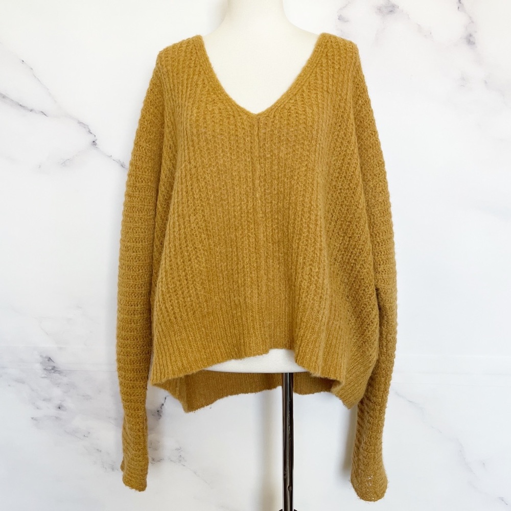 SOLD Free People Moonbeam V-Neck Alpaca Blend Sweater In Noon Sun - Picture 6 of 14